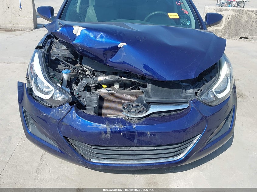 2014 HYUNDAI ELANTRA SE - 5NPDH4AE9EH458755
