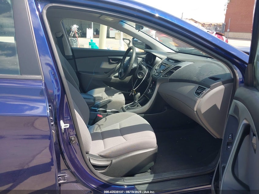 2014 HYUNDAI ELANTRA SE - 5NPDH4AE9EH458755
