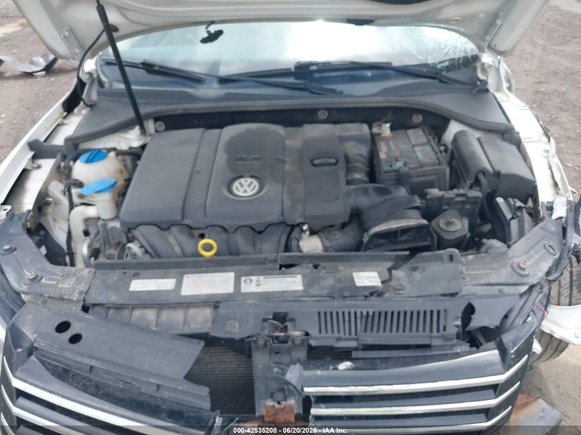 2014 VOLKSWAGEN PASSAT 2.5L WOLFSBURG EDITION - 1VWAP7A33EC008114