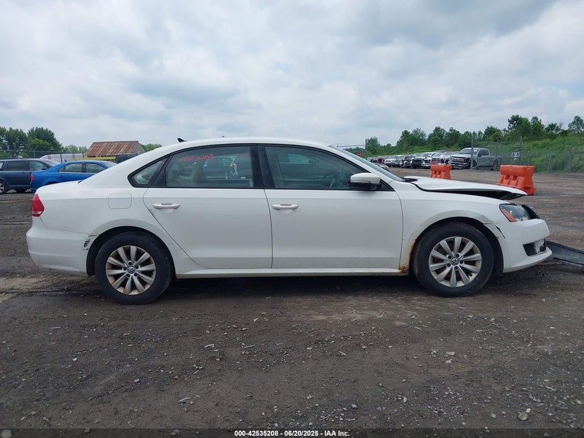 2014 VOLKSWAGEN PASSAT 2.5L WOLFSBURG EDITION - 1VWAP7A33EC008114