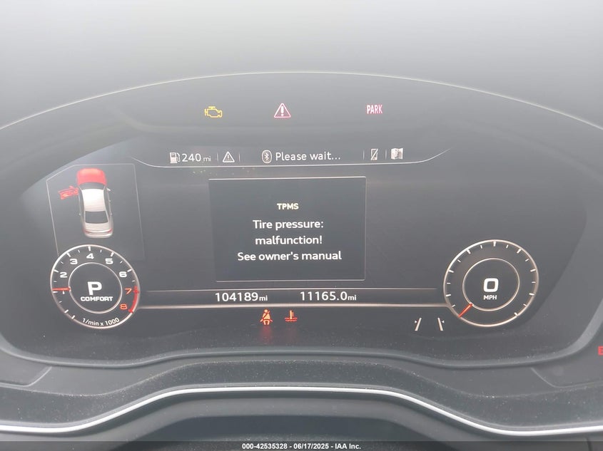 2017 AUDI A4 2.0T PREMIUM WAUENAF42HN040468