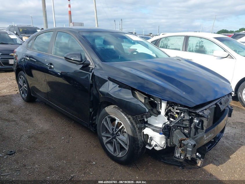 VIN 3KPF24ADXRE726613 2024 KIA FORTE LXS