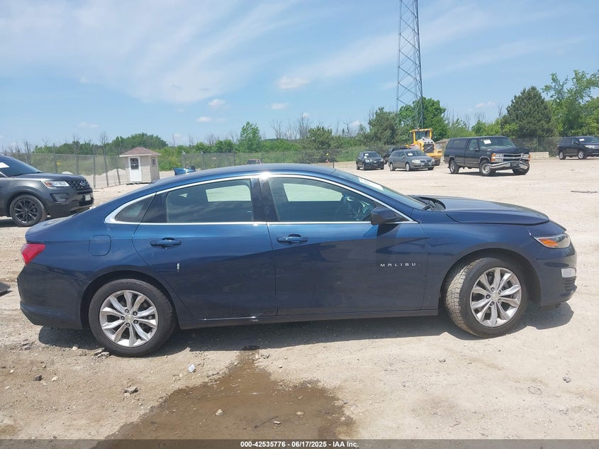 2019 CHEVROLET MALIBU LT - 1G1ZD5ST4KF105973