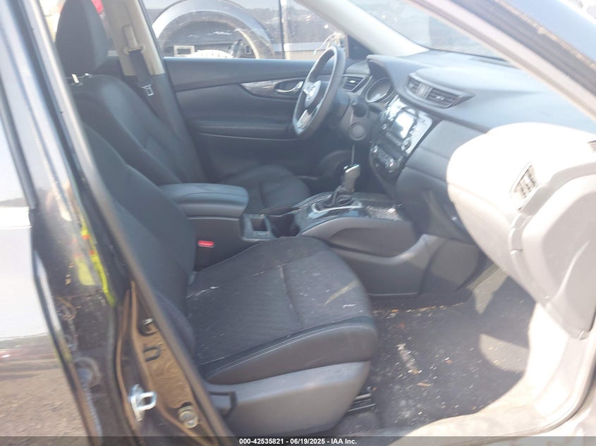 2017 NISSAN ROGUE SV - KNMAT2MV8HP576192