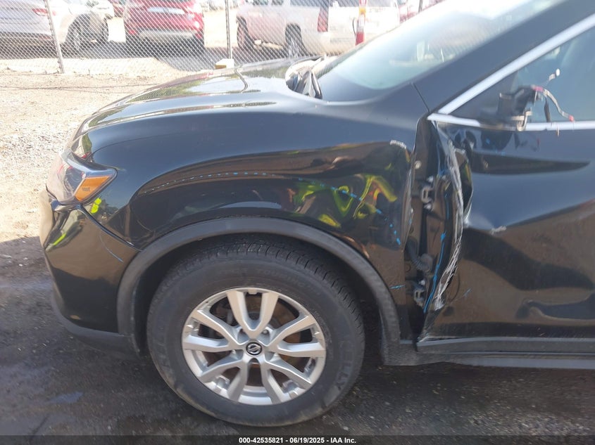 2017 NISSAN ROGUE SV - KNMAT2MV8HP576192