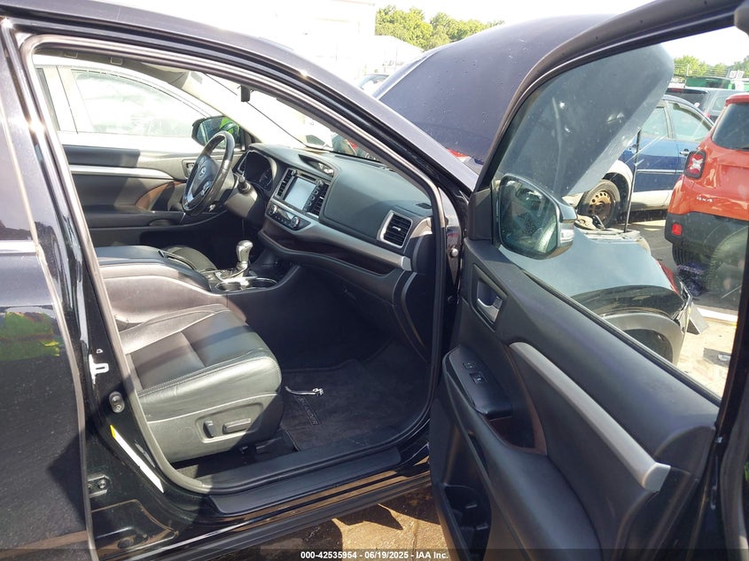 2017 TOYOTA HIGHLANDER XLE - 5TDJZRFH3HS417049