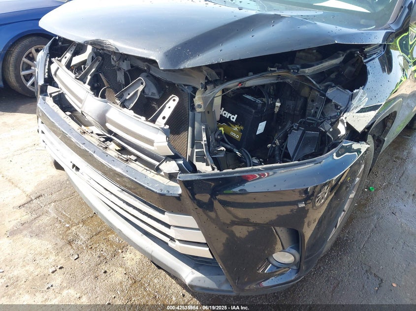 2017 TOYOTA HIGHLANDER XLE - 5TDJZRFH3HS417049