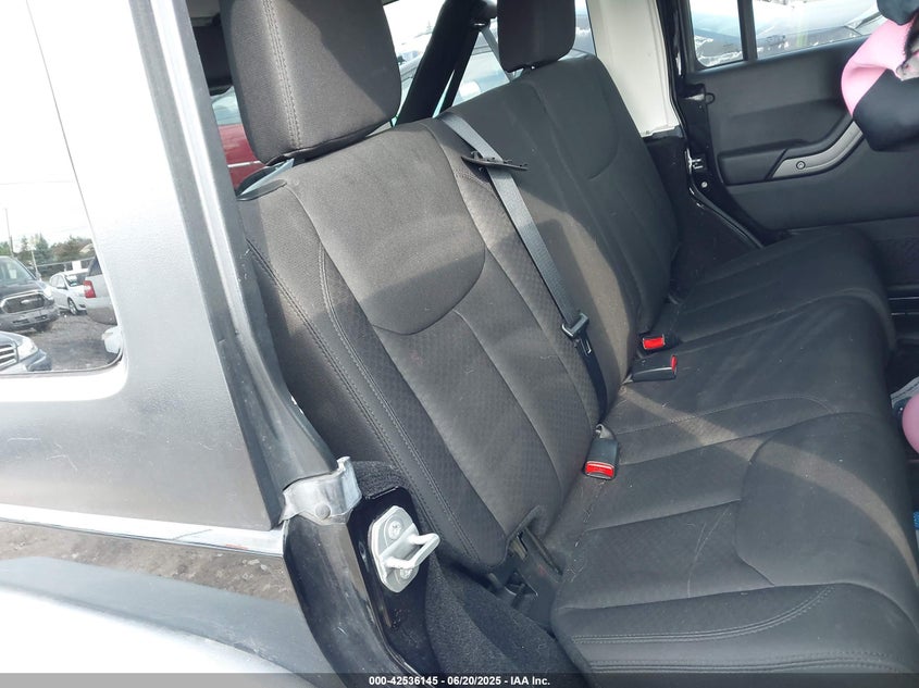 2015 JEEP WRANGLER UNLIMITED VIN: 1C4BJWDG7FL717261