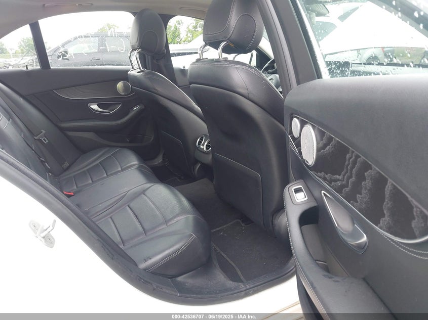 2015 MERCEDES-BENZ C 300 4MATIC/LUXURY 4MATIC/SPORT 4MATIC - 55SWF4KB4FU069880