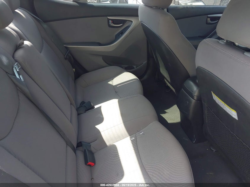2016 HYUNDAI ELANTRA SE - 5NPDH4AE3GH777006