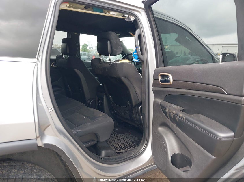 VIN 1C4RJFAG4HC835192 2017 JEEP GRAND CHEROKEE LAREDO 4X4