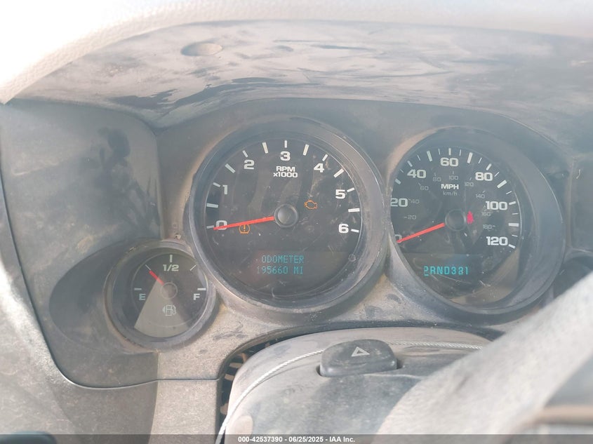 2009 CHEVROLET SILVERADO VIN: 1GCEC19089E111109