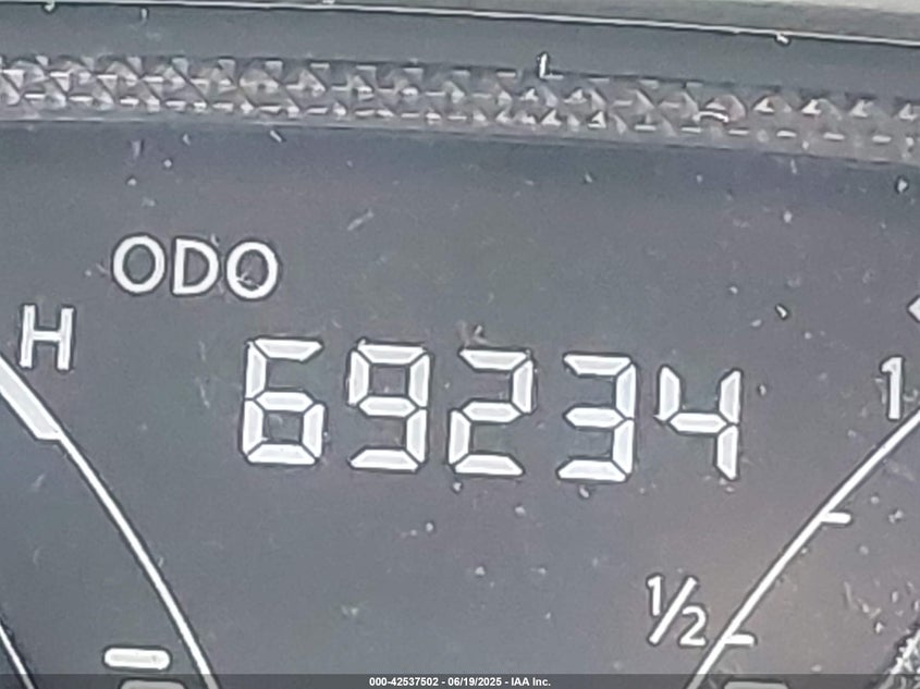 2016 NISSAN VERSA 1.6 SV - 3N1CN7AP0GL829296