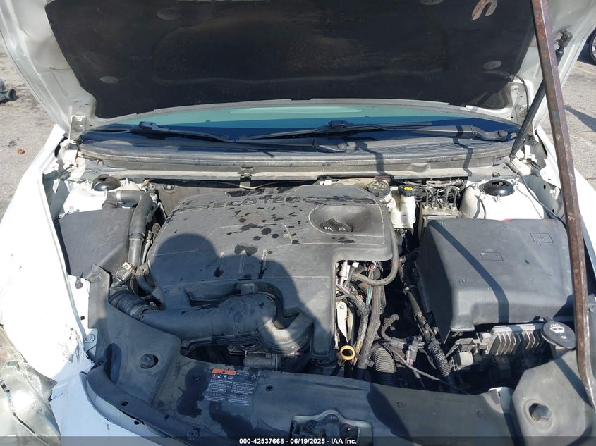 2011 CHEVROLET MALIBU VIN: 1G1ZC5E19BF377254