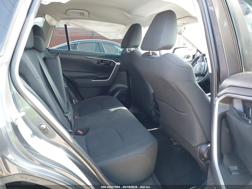 2021 TOYOTA RAV4 LE - 2T3H1RFV7MW107684
