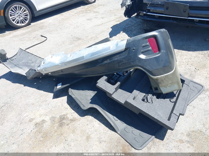 2020 SUBARU OUTBACK VIN: 4S4BTGPD2L3138168