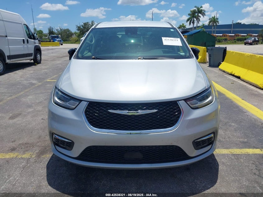 2024 Chrysler Pacifica Touring L VIN: 2C4RC1BG4RR125729 Lot: 42538321