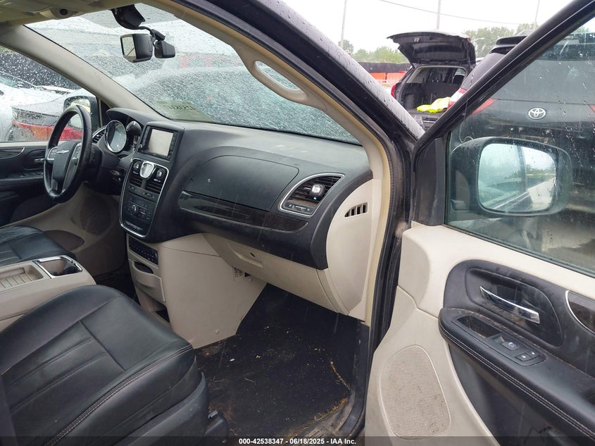 2C4RC1CG0DR634319 2013 CHRYSLER TOWN & COUNTRY photo no. 5
