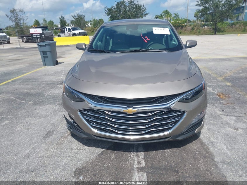 2025 CHEVROLET MALIBU VIN: 1G1ZD5ST2SF148885