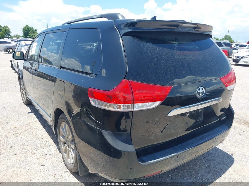 2014 TOYOTA SIENNA LIMITED V6 7 PASSENGER/XLE V6 7 PASSENGER AUTO ACCESS SEAT/XLE V6 8 PASSENGER - 5TDYK3DC3ES526954
