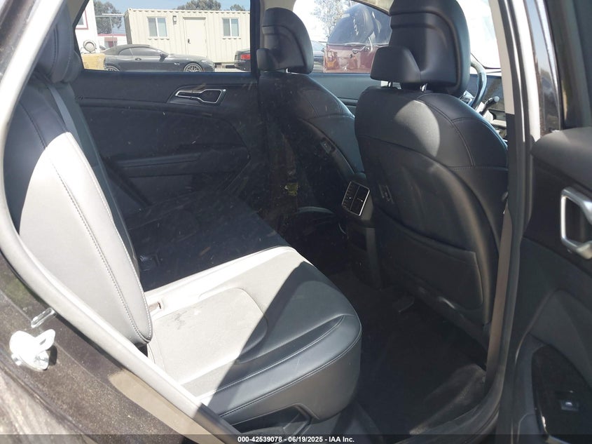 2023 KIA SPORTAGE HYBRID EX - KNDPVCAG2P7030115