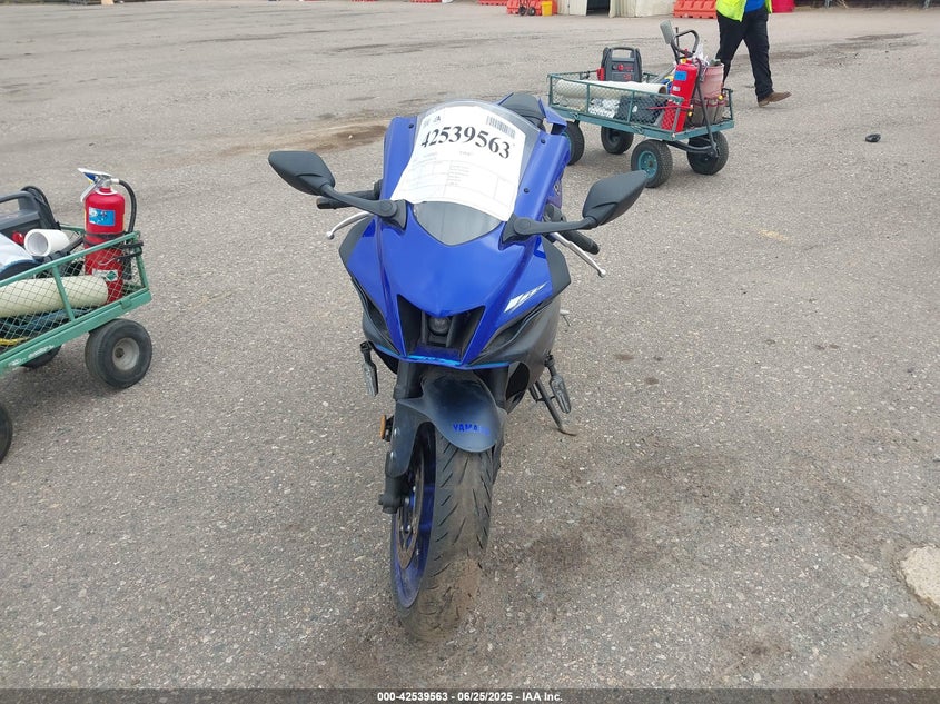 JYARM38E5NA000716 2022 YAMAHA YZF photo no. 5