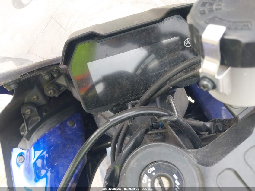 2022 Yamaha Yzfr7 VIN: JYARM38E5NA000716 Lot: 42539563