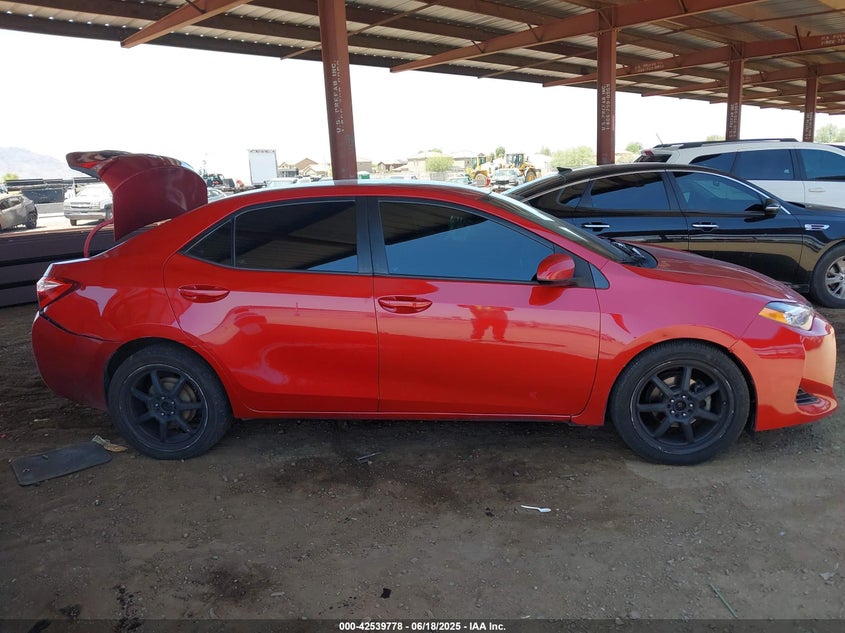 2018 TOYOTA COROLLA LE - 2T1BURHEXJC079072