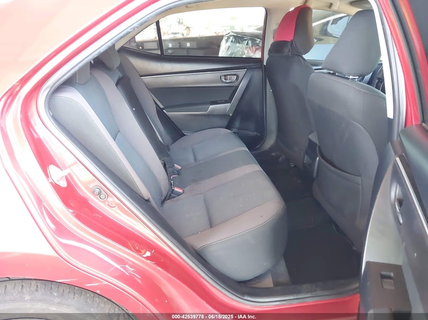 2018 TOYOTA COROLLA LE - 2T1BURHEXJC079072