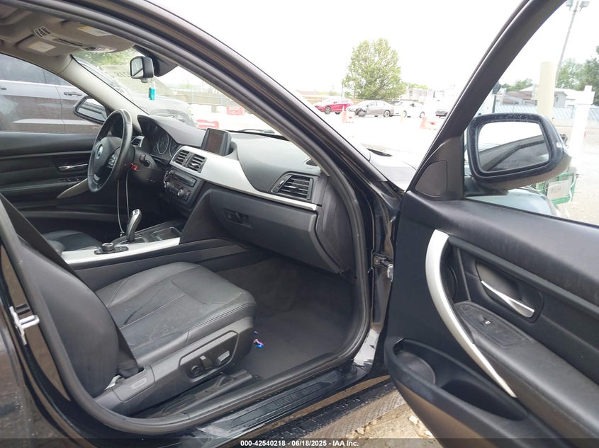 2013 BMW 328I XDRIVE WBA3B5G59DNS00693