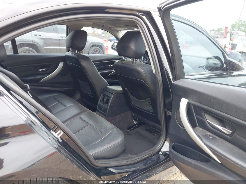 2013 BMW 328I XDRIVE WBA3B5G59DNS00693