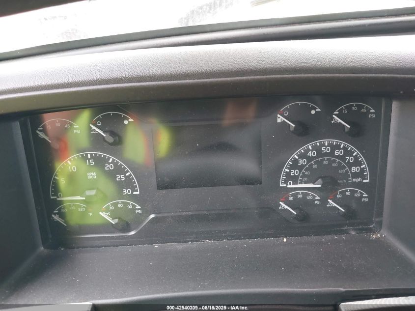 2022 Volvo VNL - 4V4NC9EHXNN605495