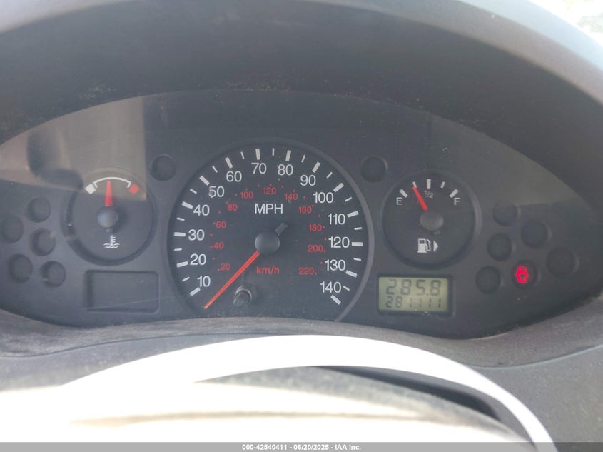 2007 FORD FOCUS VIN: 1FAFP34N47W183106