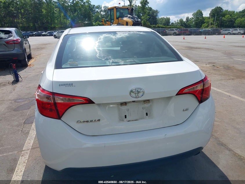 2018 TOYOTA COROLLA LE - 5YFBURHE2JP830200