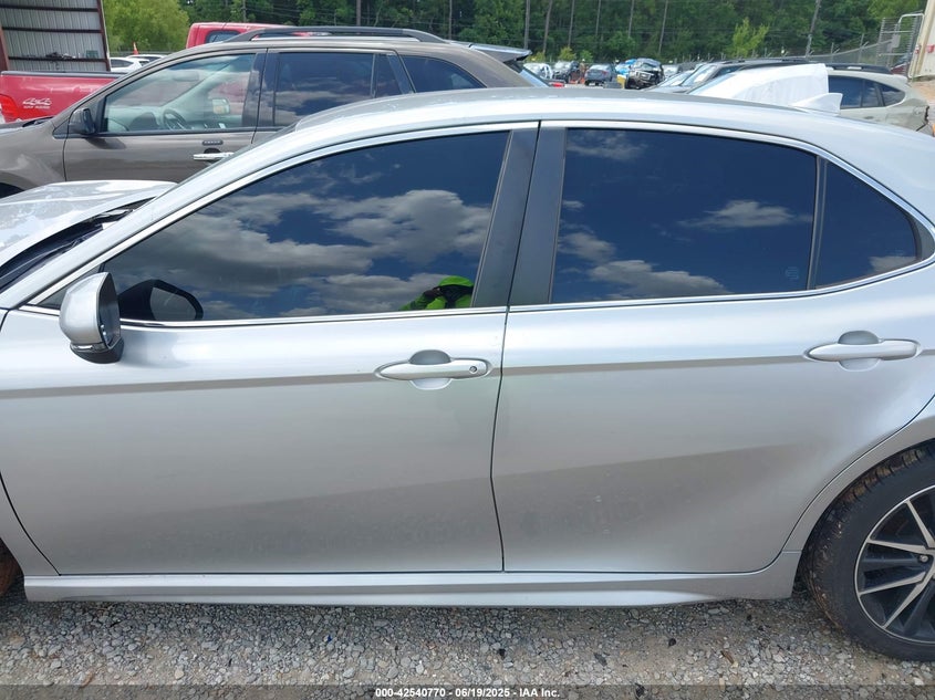 2022 TOYOTA CAMRY SE - 4T1G11AK5NU630268
