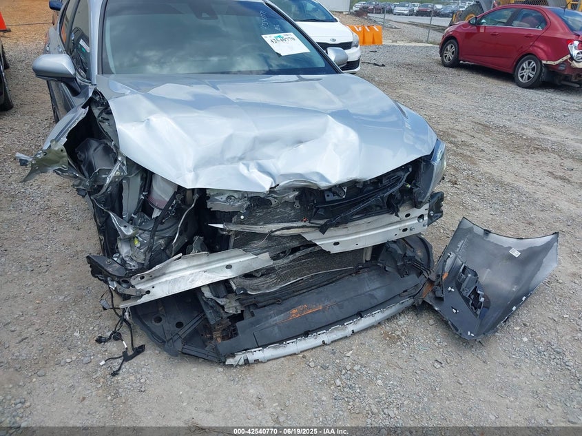 2022 TOYOTA CAMRY SE - 4T1G11AK5NU630268