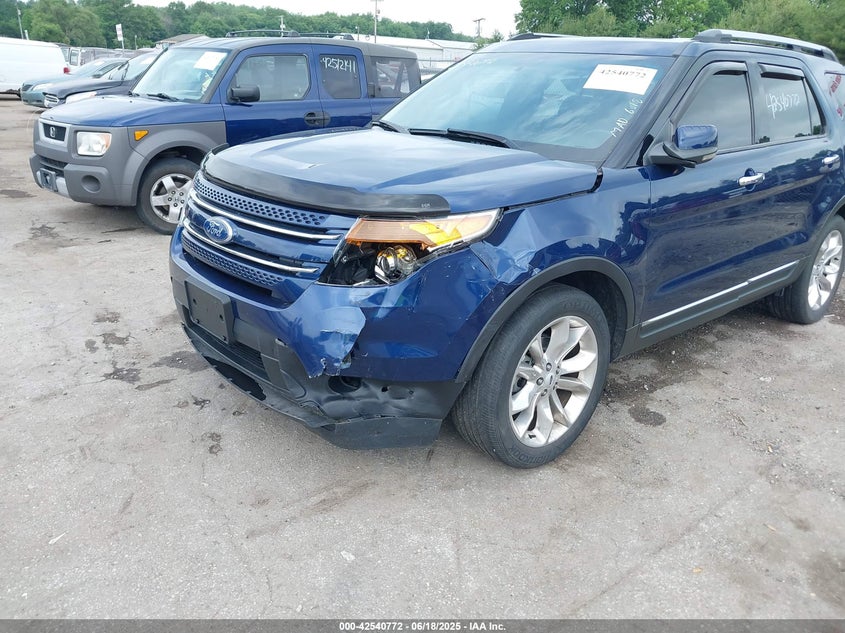 2012 FORD EXPLORER VIN: 1FMHK8F83CGA31243