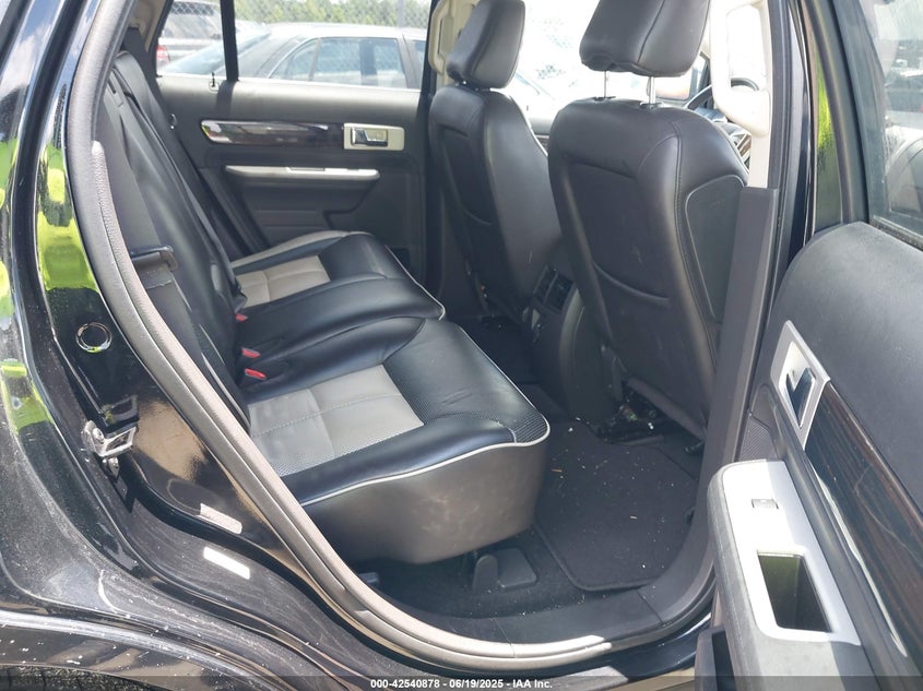2008 LINCOLN MKX VIN: 2LMDU68C78BJ15213