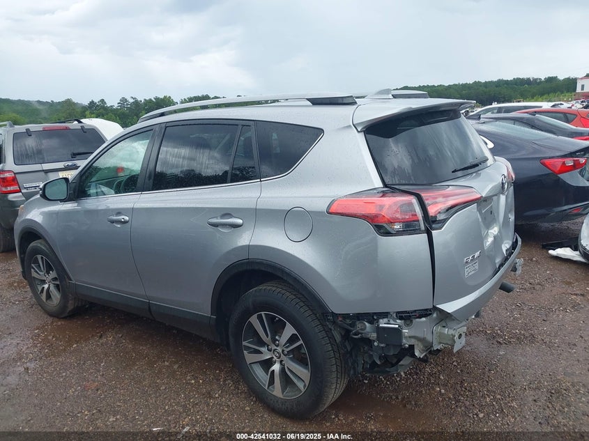 2017 TOYOTA RAV4 XLE - 2T3WFREV9HW389987