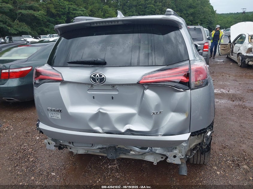 2017 TOYOTA RAV4 XLE - 2T3WFREV9HW389987