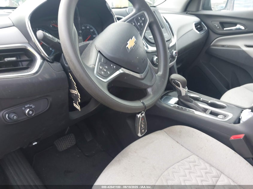 VIN 3GNAXHEG2PL209992 2023 CHEVROLET EQUINOX FWD LS