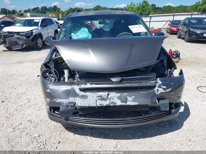 2004 Toyota Sienna Ce/Le VIN: 5TDZA23C04S078982 Lot: 42541306