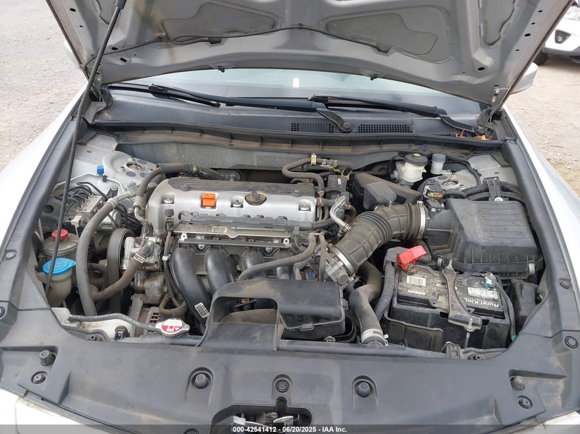 2011 HONDA ACCORD VIN: 1HGCP2E3XBA149487