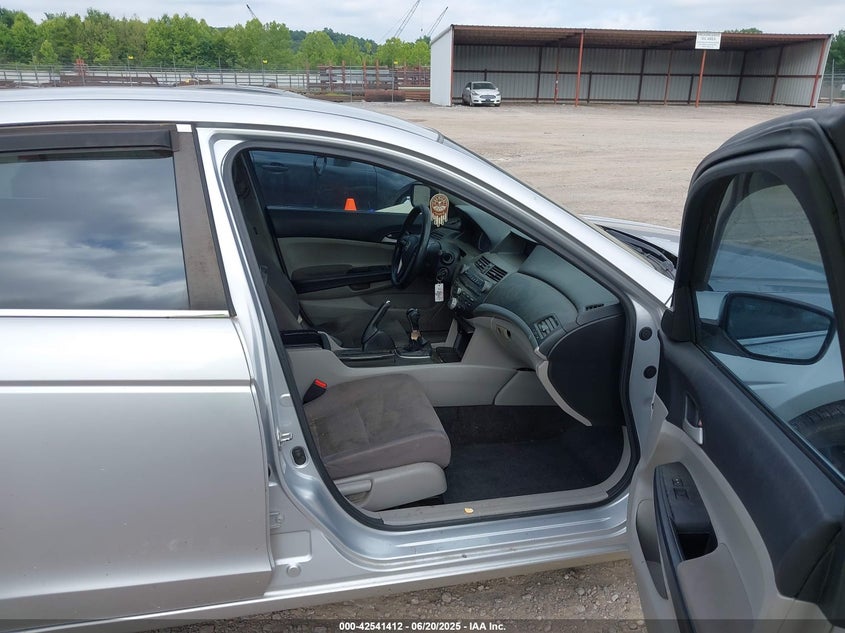 2011 HONDA ACCORD VIN: 1HGCP2E3XBA149487