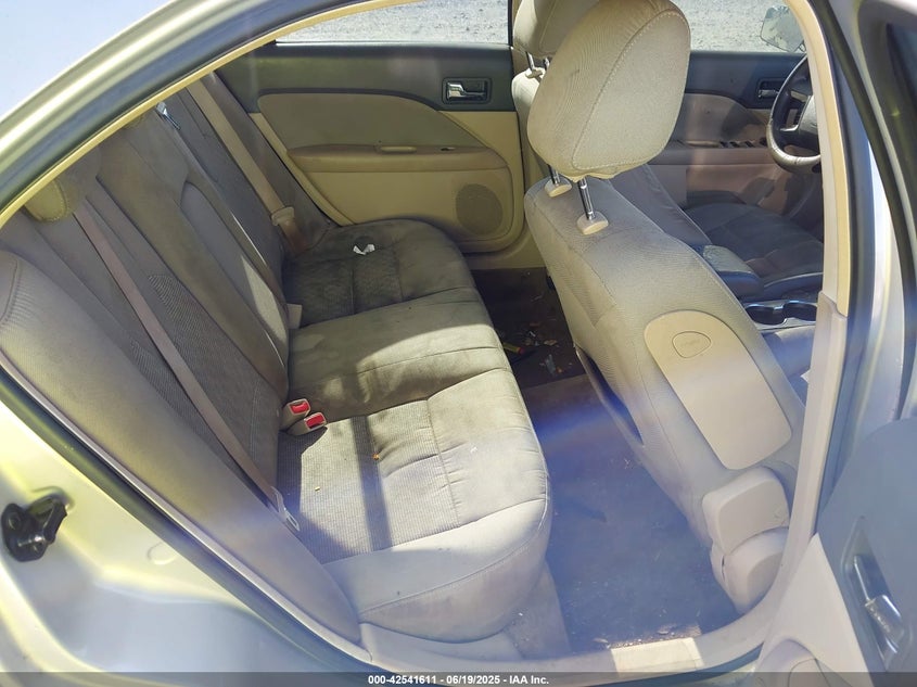 2010 FORD FUSION VIN: 3FAHP0HA5AR376020