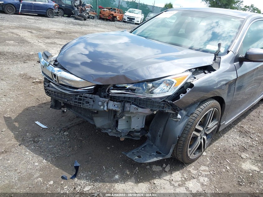 2017 Honda Accord Sport Se VIN: 1HGCR2F19HA165373 Lot: 42542053