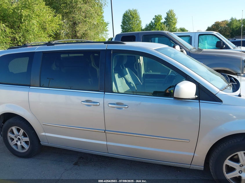 2010 CHRYSLER TOWN & COUNTRY VIN: 2A4RR5D1XAR236329