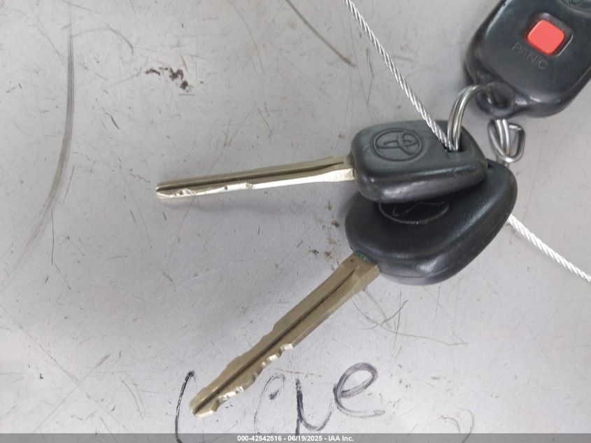 2004 Toyota Camry Le VIN: 4T1BE32K14U842401 Lot: 42542516