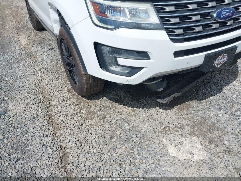 VIN 1FM5K7D87HGA43936 2017 FORD EXPLORER XLT