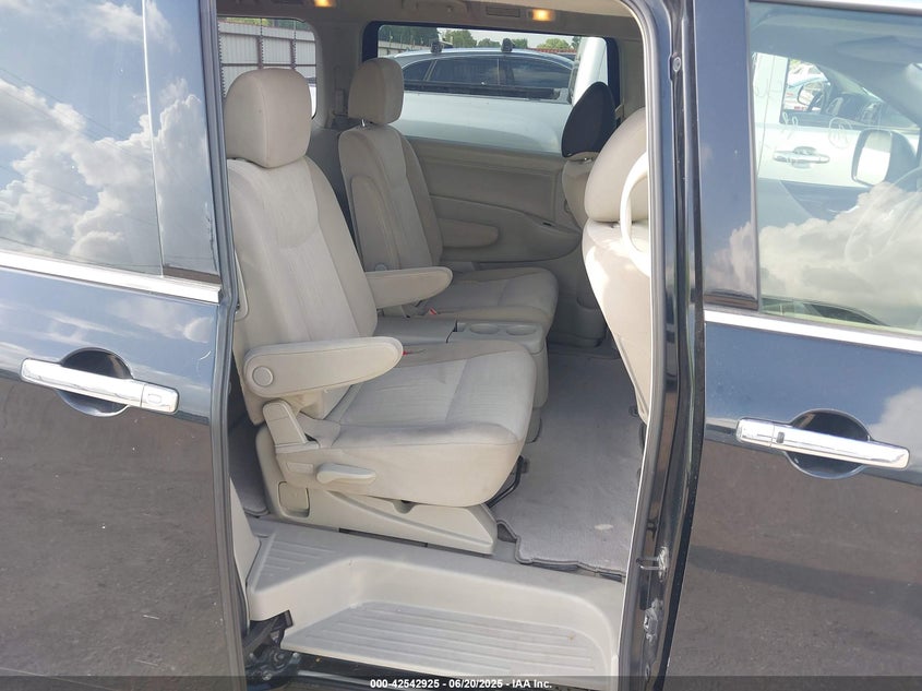 2016 NISSAN QUEST VIN: JN8AE2KP7G9156560